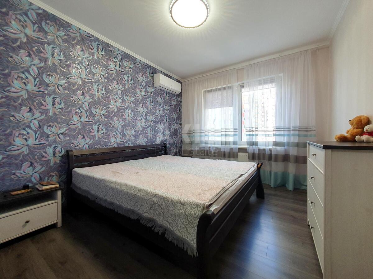 3k apartment vul. Rusovoi' Sofii' 3В594123