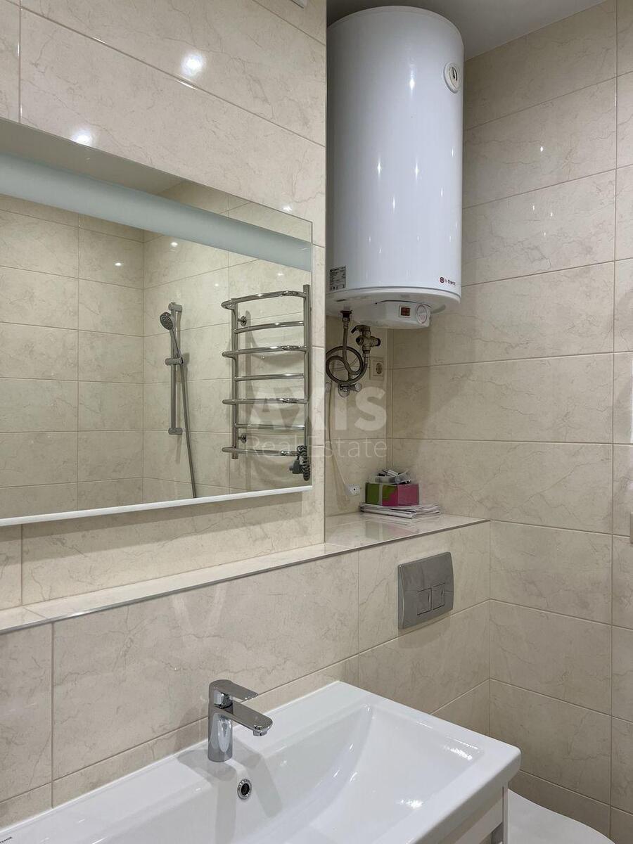 2k apartment vul. Jevgenija Harchenka 47Б595382