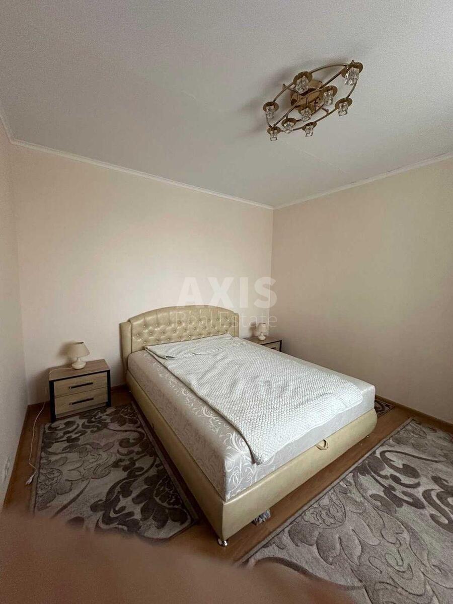 3к квартира ул. Декабристов 12/373