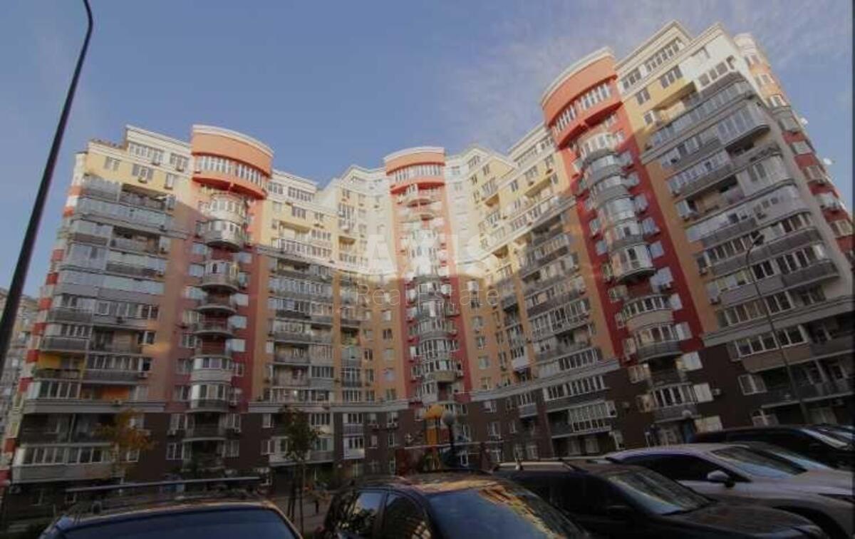 Trade object vul. Myhajla Maksymovycha 32Б, 30m2