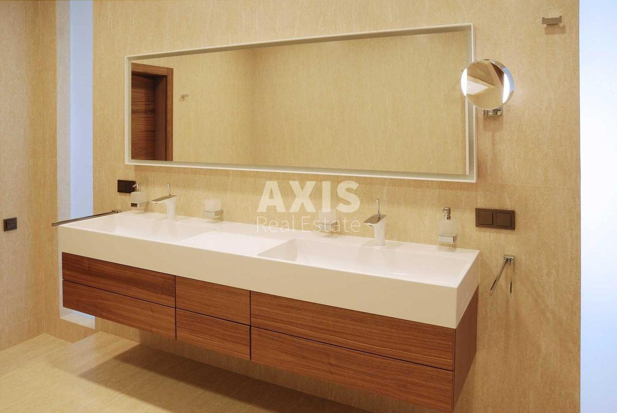 5k apartment vul. Strutyns'kogo Sergija 25