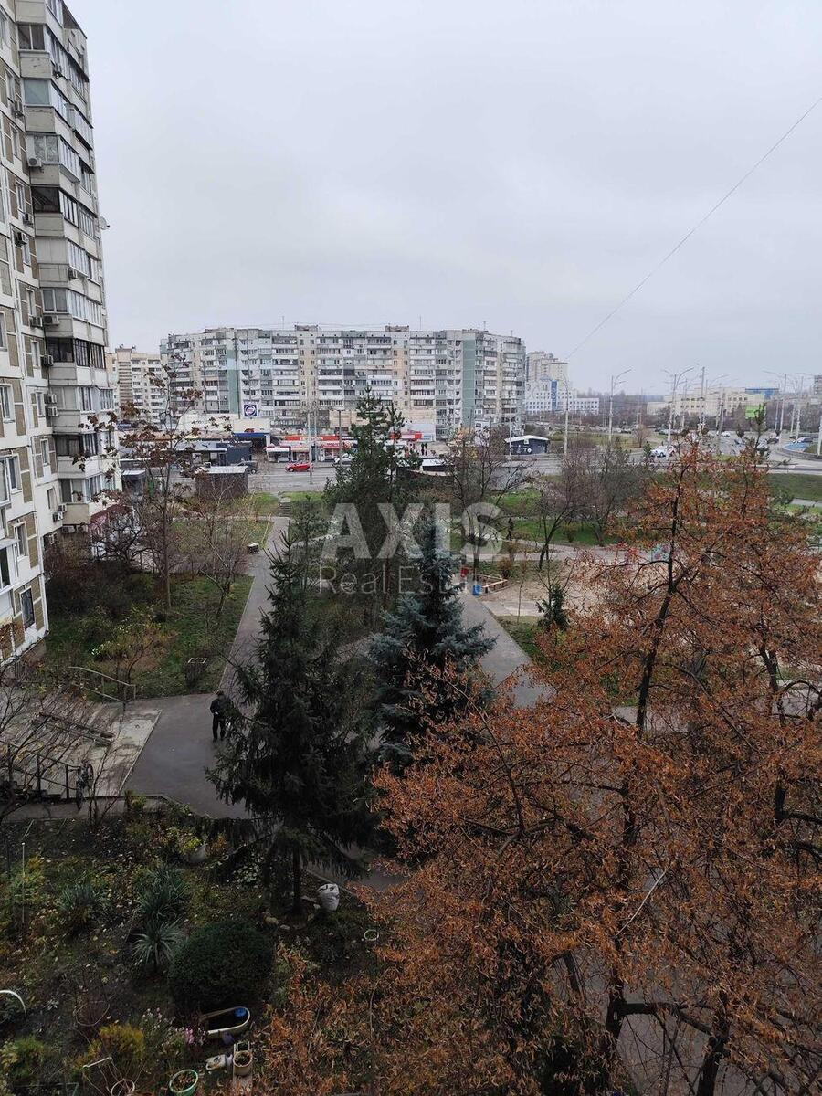 2k apartment vul. Александры Эстер 10/876195016