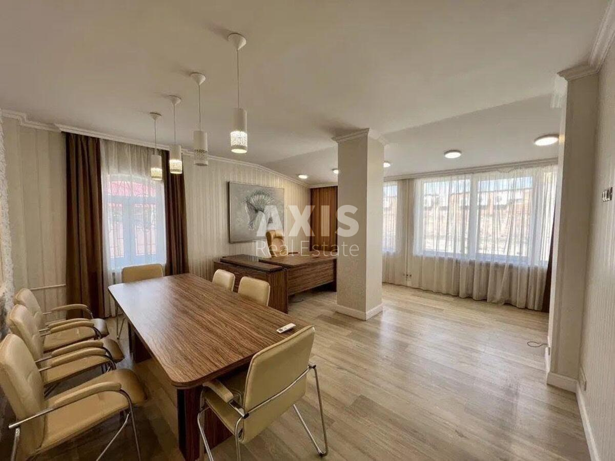 Офис ул. Еленовская 23, 350м2