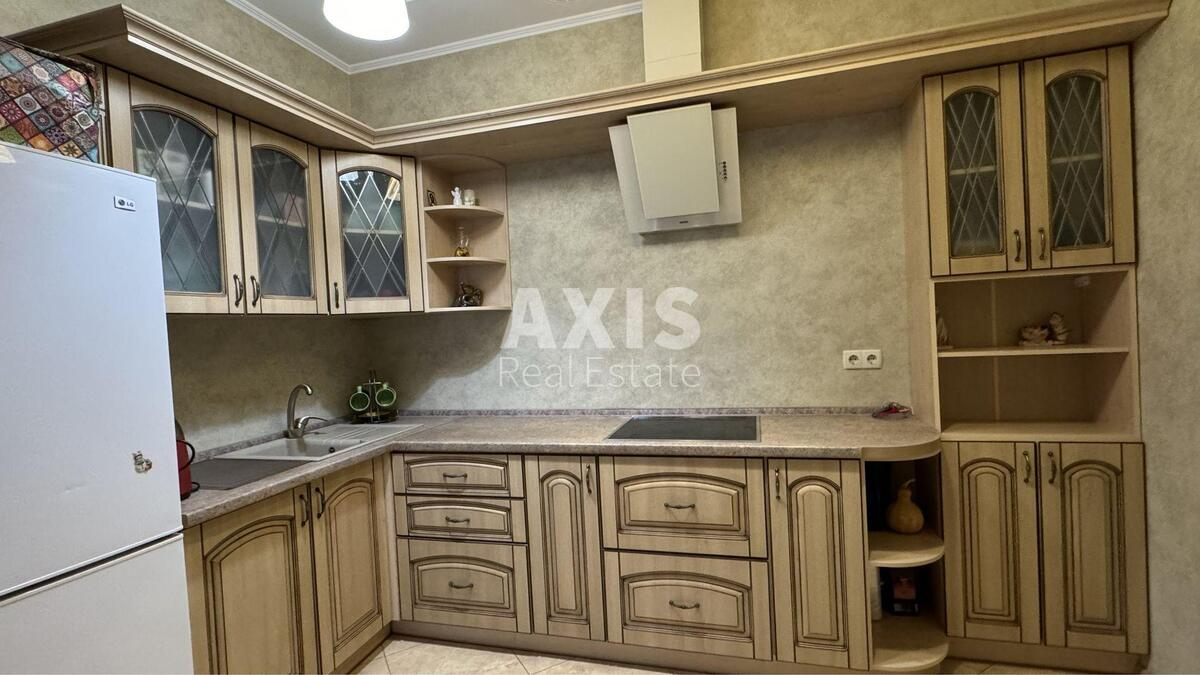 3k apartment vul. Yulia Zdanovska 46/17
