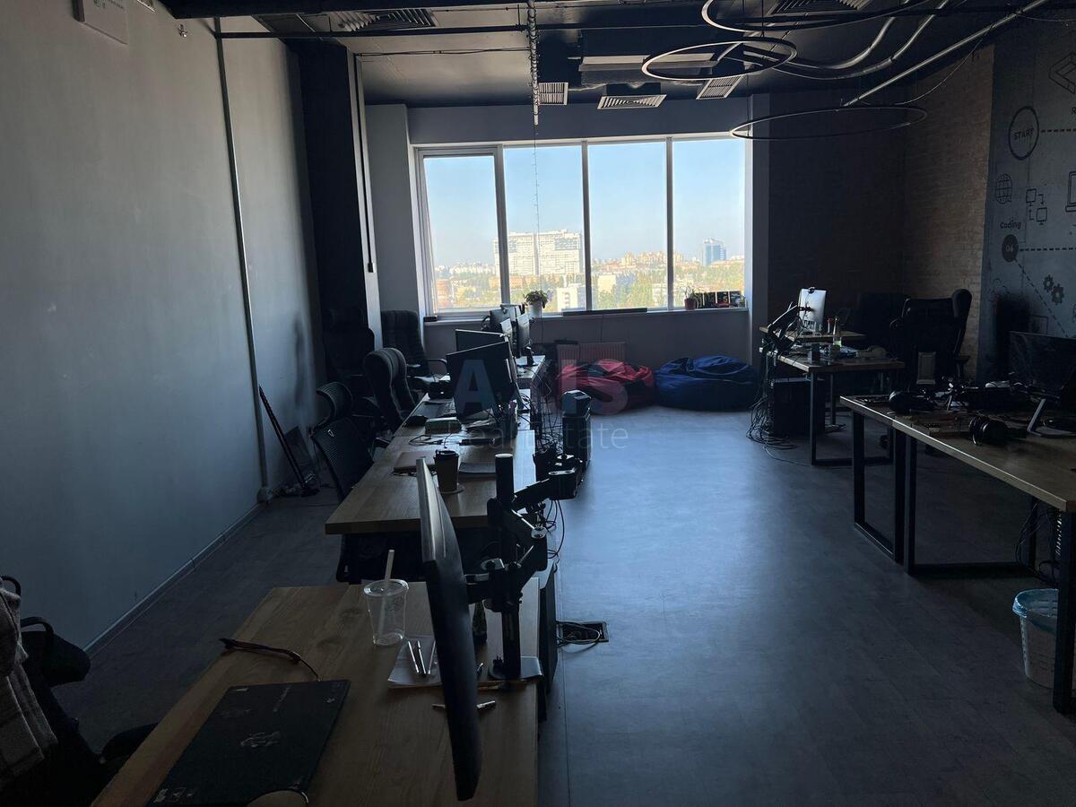 Office bul. Lepse Ivana 6З, 100m2588876