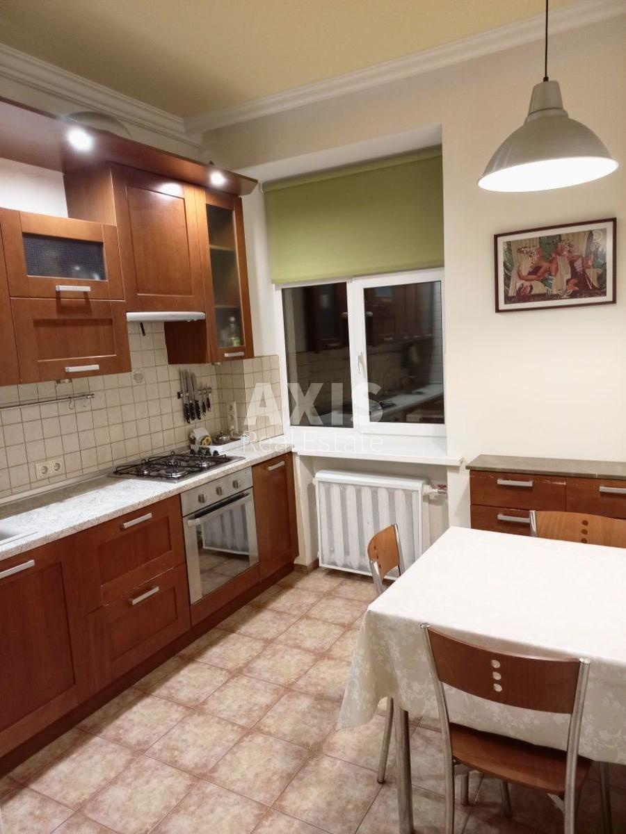 2к квартира ул. Василия Тютюнника 28А