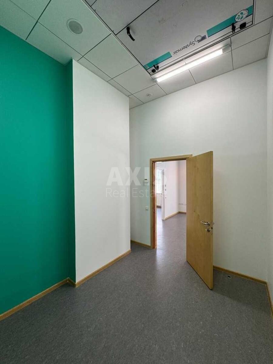 Office vul. Pymonenka Mykoly 13, 772m2602613