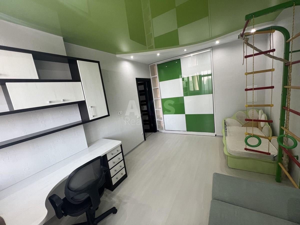 1k apartment vul. Vil'jamsa Akademika 5А4