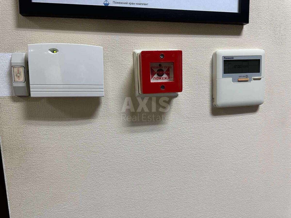 Office vul. Shums'kogo Jurija 1, 196m2602813