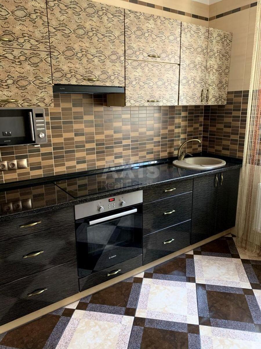 2k apartment vul. Yulia Zdanovska 50/263775