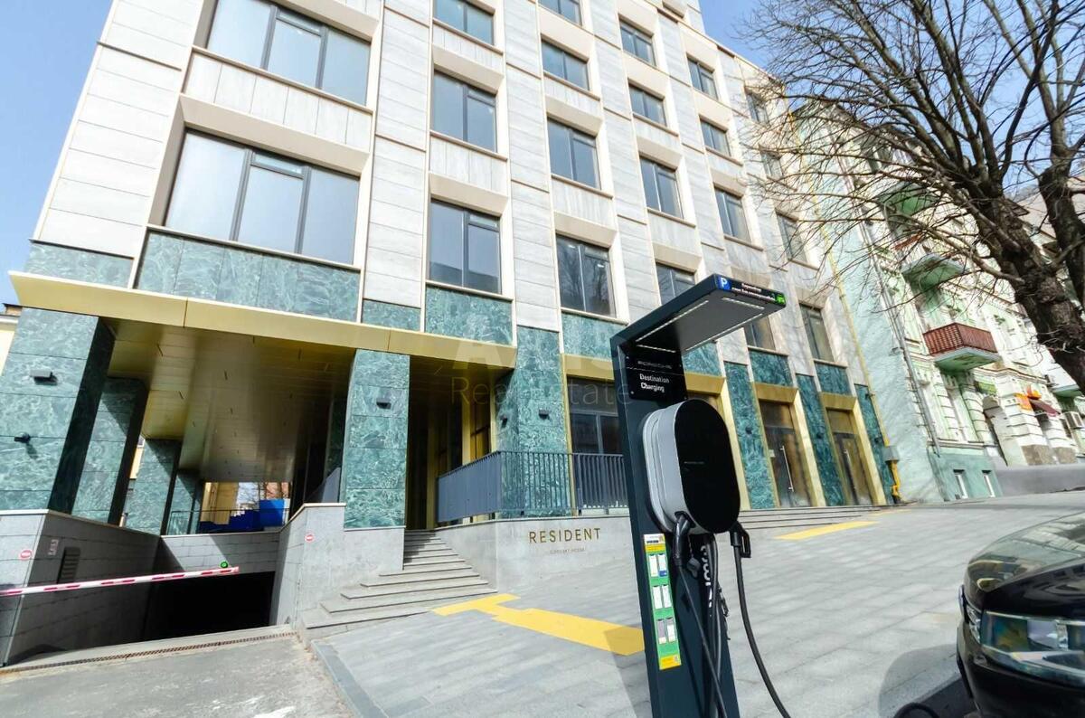 Office vul. Volodymyrs'ka 86А, 125m259732