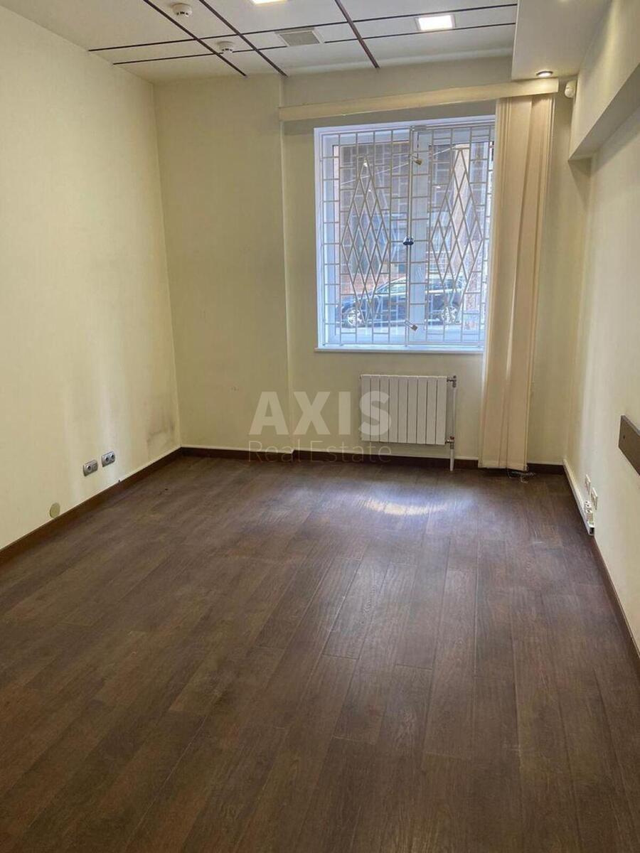 Trade object vul. Dmytrivs'ka 69, 350m211