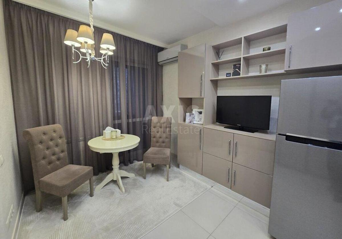 1k apartment vul. Truskavec'ka 4Б