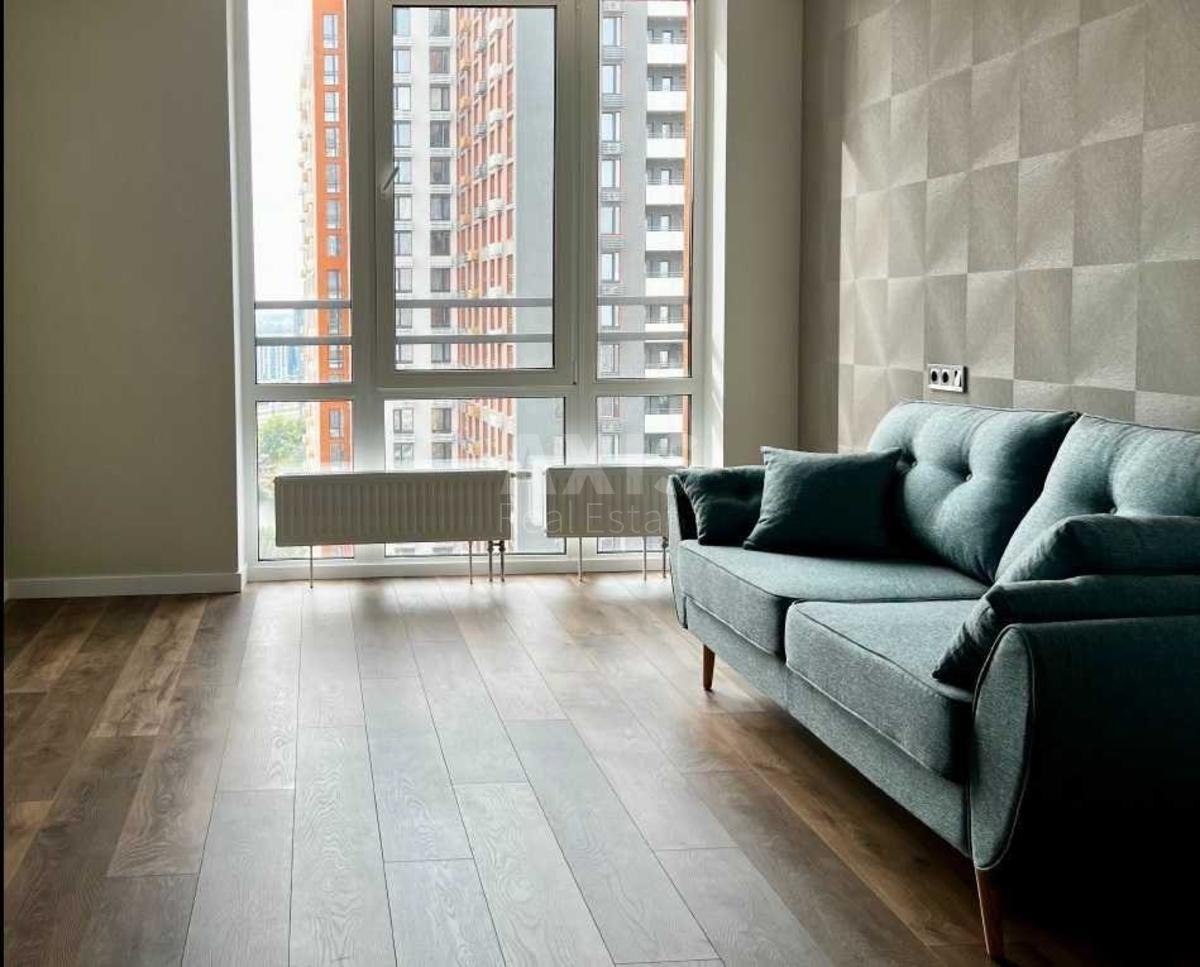 1k apartment nab. Dniprovs'ka 182