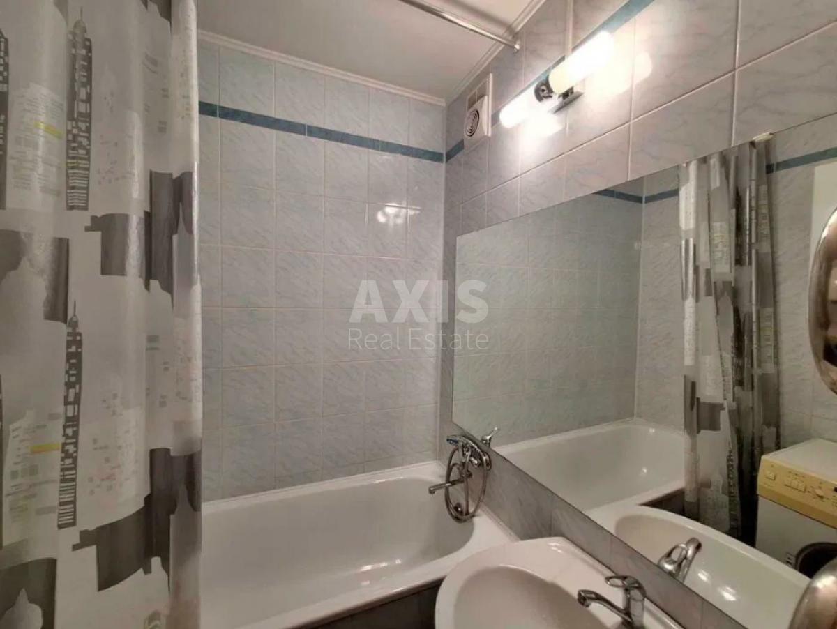2k apartment prov. Ul'janova Volodymyra 16Д6