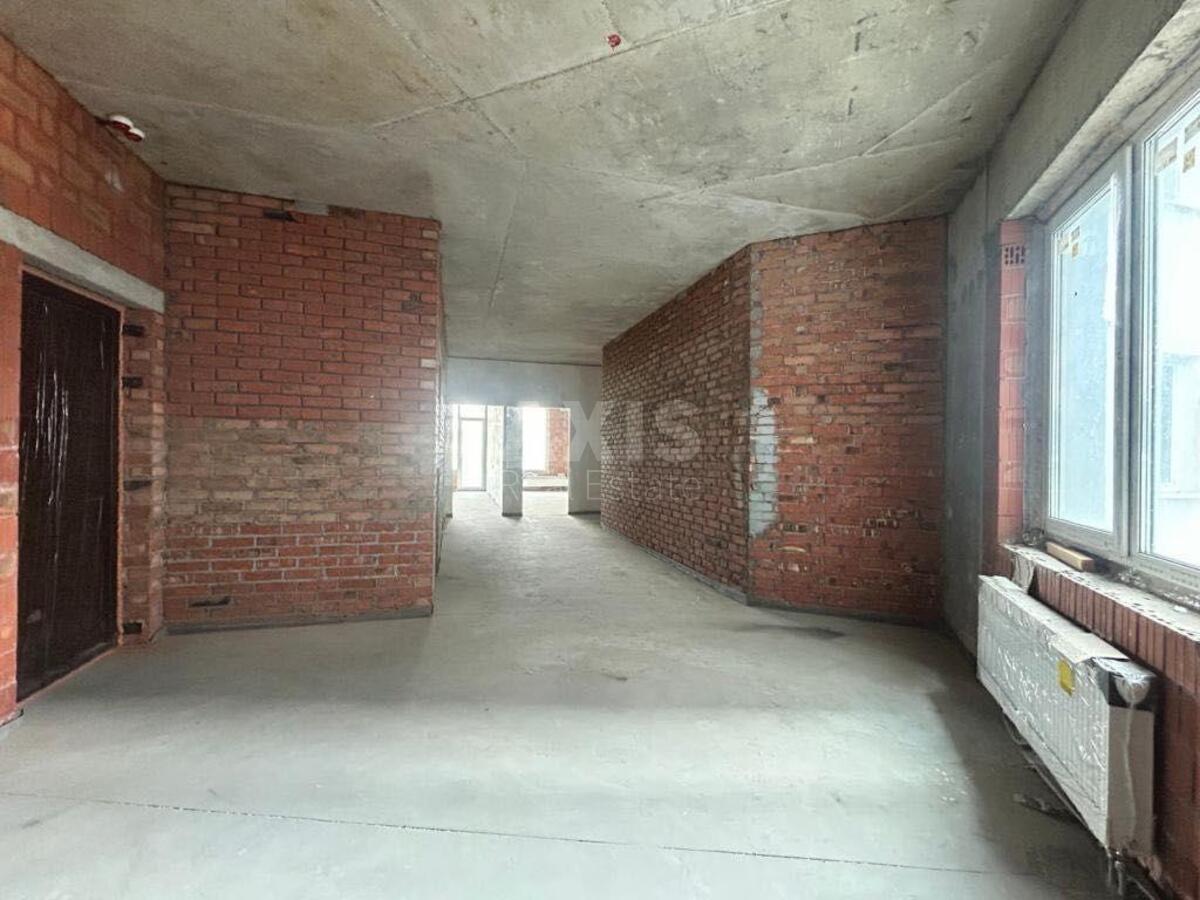 5k apartment vul. Barbjusa Anri 28А2