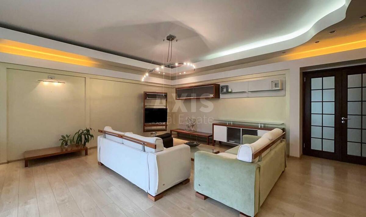 3k apartment vul. Pavlivs'ka 186