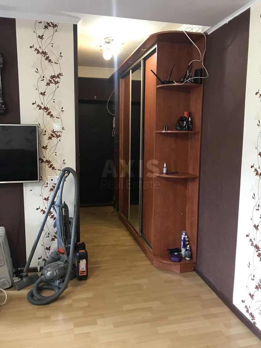 3k apartment vul. Pryvokzal'na 85