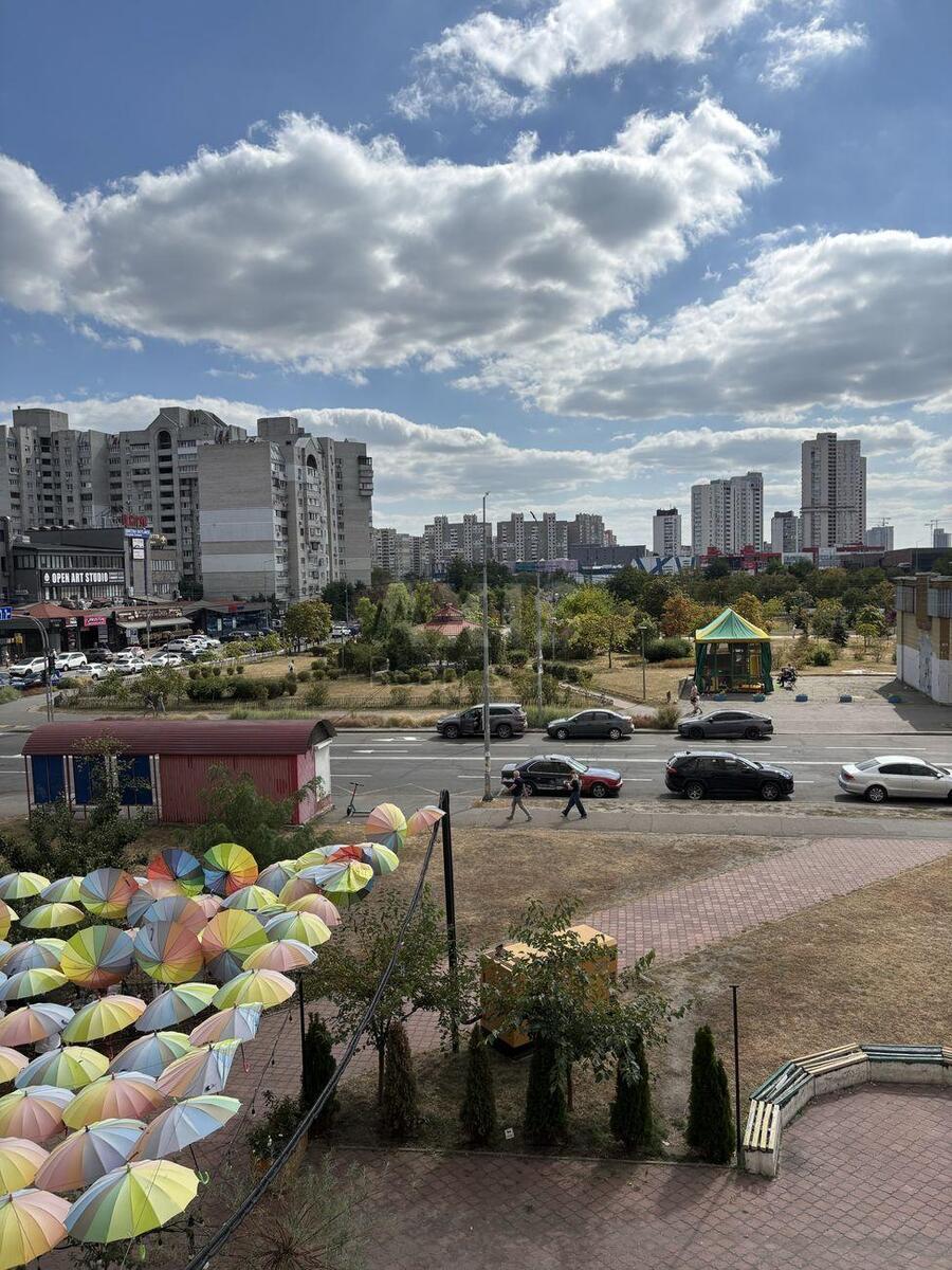 3к квартира ул. Драгоманова 44А6093714