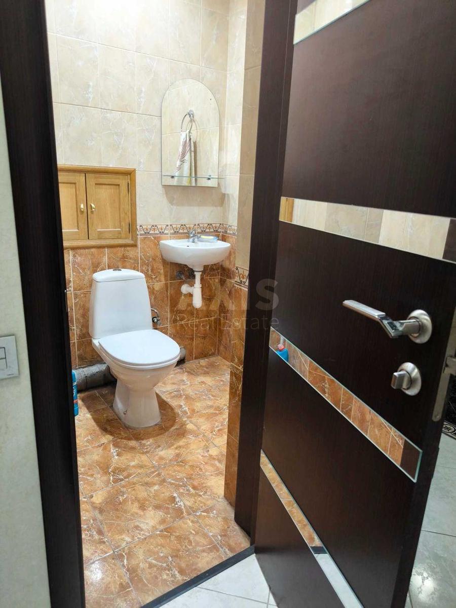 2к квартира ул. Николая Амосова 410