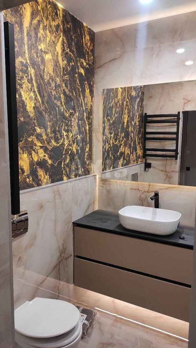 1k apartment vul. Saljutna 2Б5672818