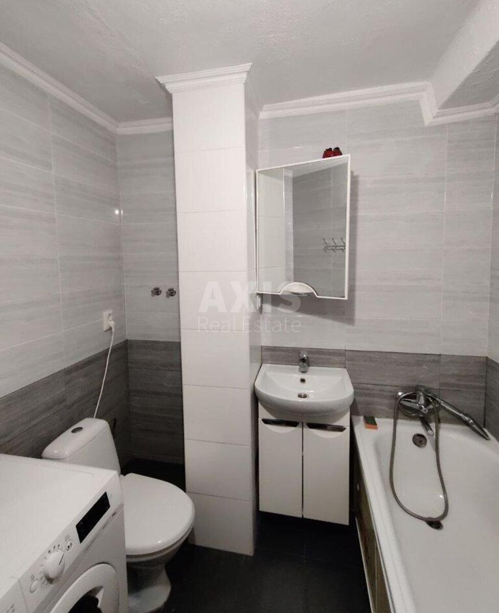 2k apartment vul. Junosti 9/63