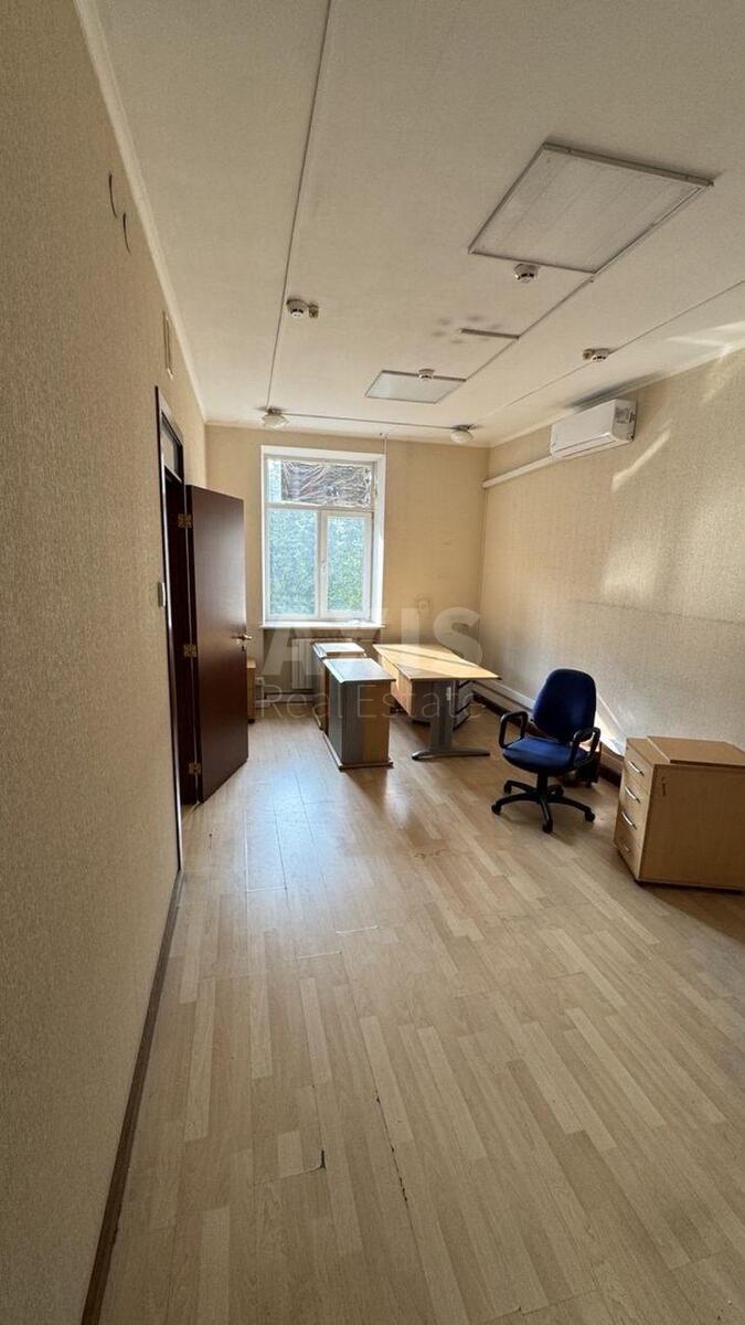 Office pr-t Povitroflots'kyj 25, 75m2568312
