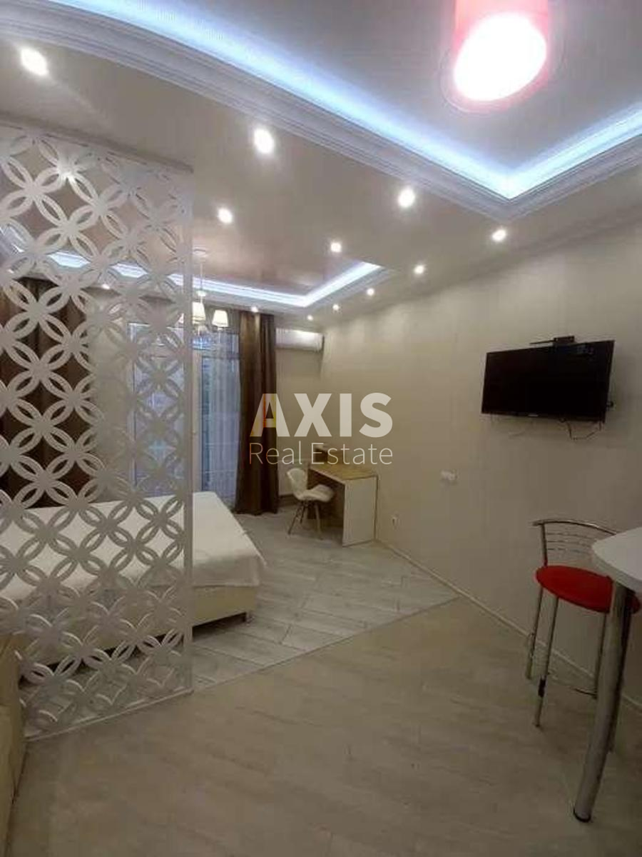 1k apartment vul. Myhajla Maksymovycha 281