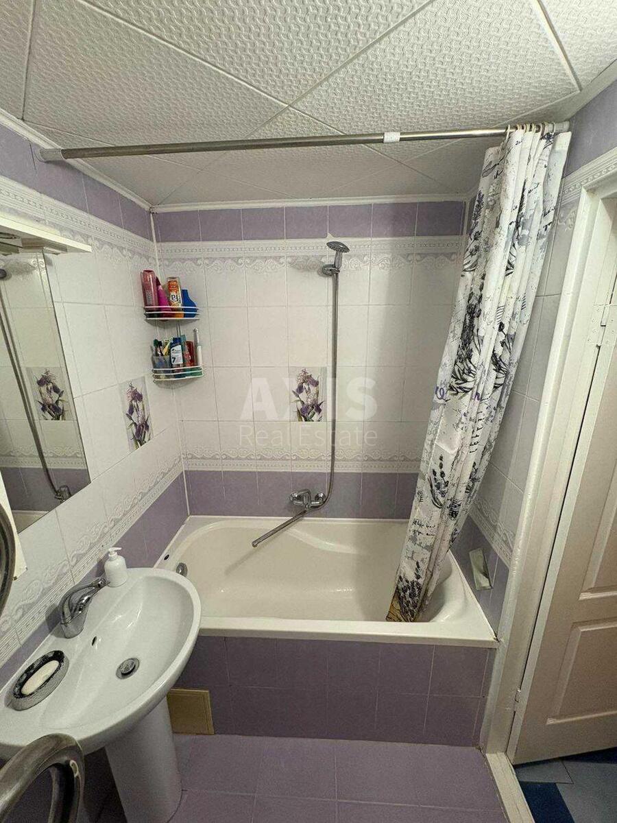 2k apartment vul. Parkovo-Syrec'ka 4А9