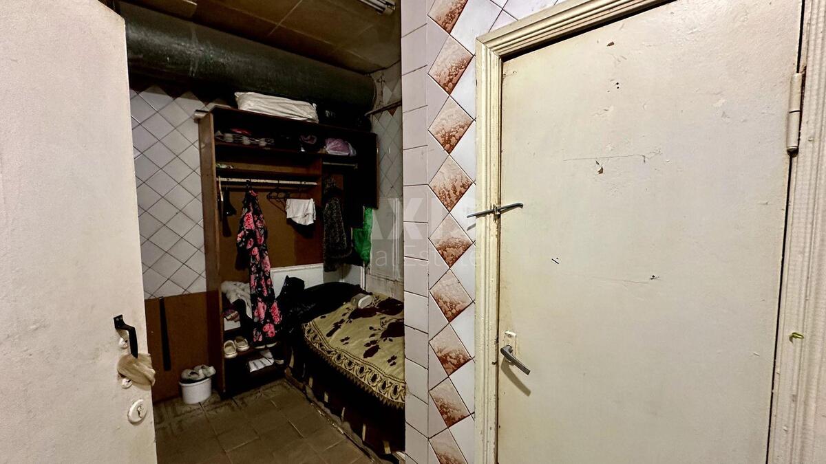 Объект торговли пр-т Бажана Николая 3, 210м2575997