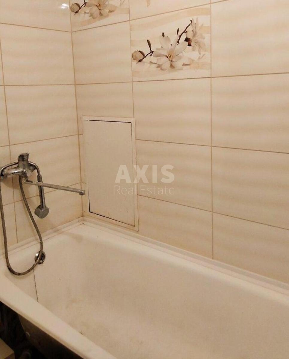 2k apartment vul. Kyrylivs'ka 1171