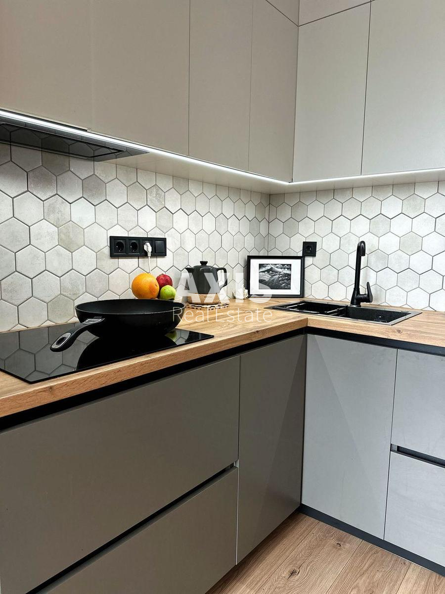 1k apartment shose Stolychne 1б