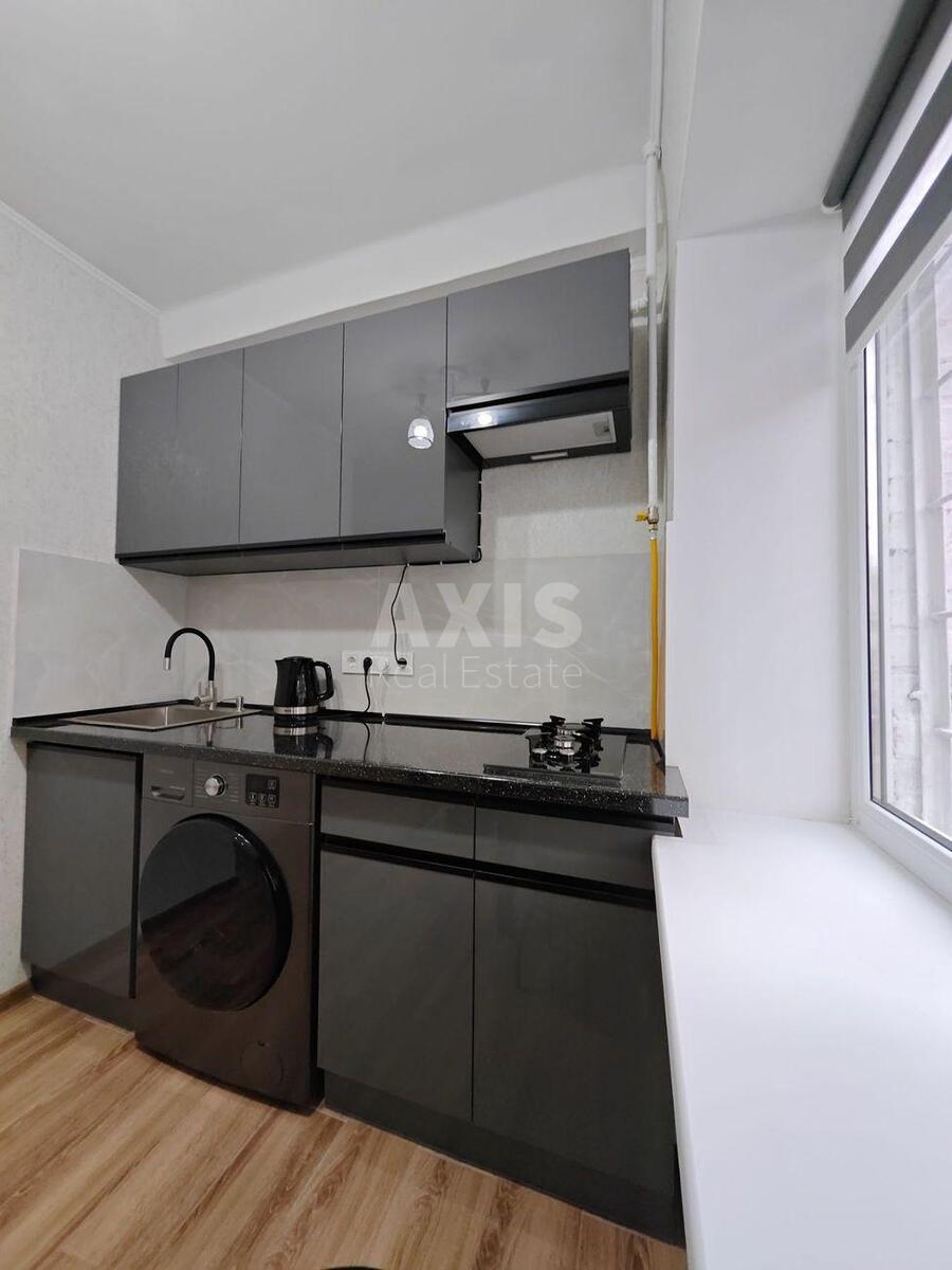 1k apartment pr-t Peremogy 7Б0