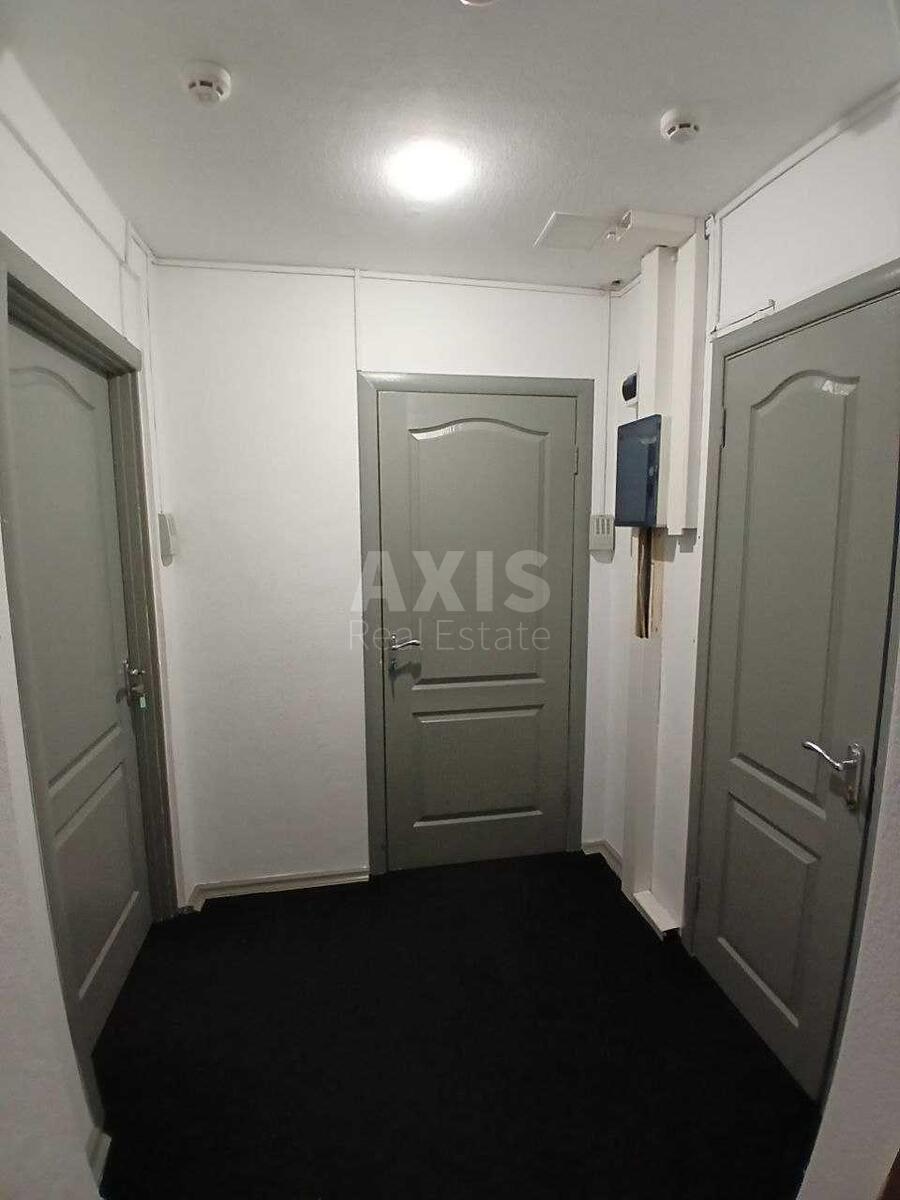 Office vul. Saperne Pole 14/55, 70m2