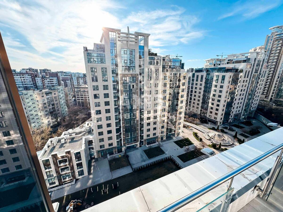 4k apartment vul. Saperne Pole 5А5663215