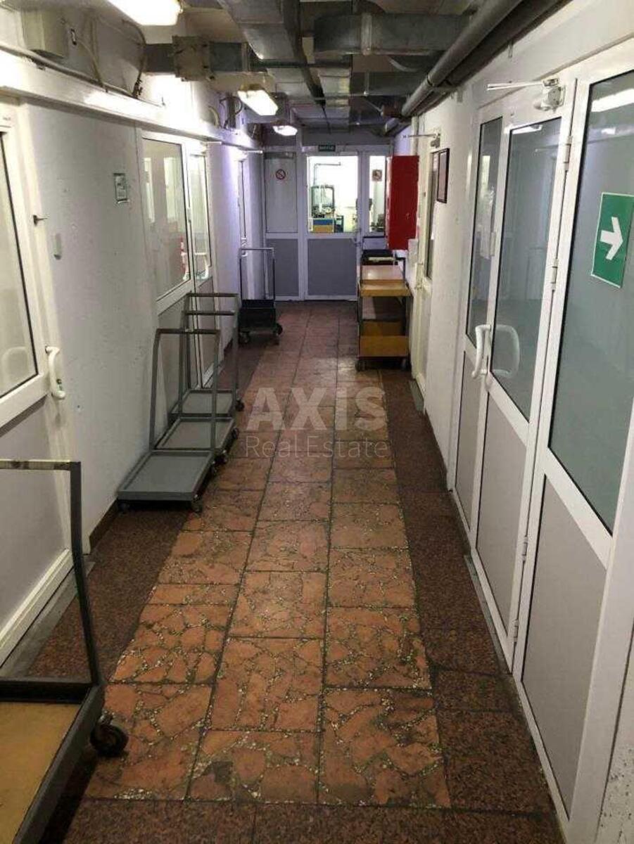 Service object vul. Svitlyc'kogo 35А, 621m20