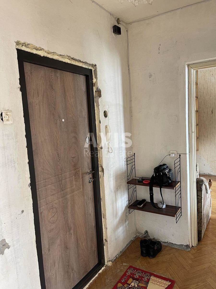 2k apartment vul. Lavruhina Mykoly 15/46428054