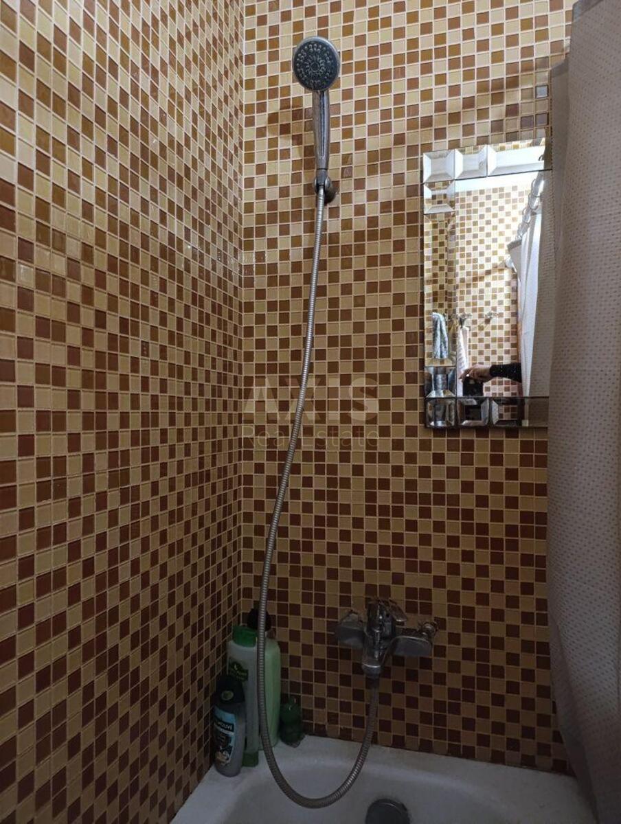3k apartment vul. Zodchyh 68/210