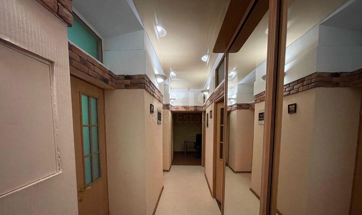 Office vul. Darvina 7, 77m2604070