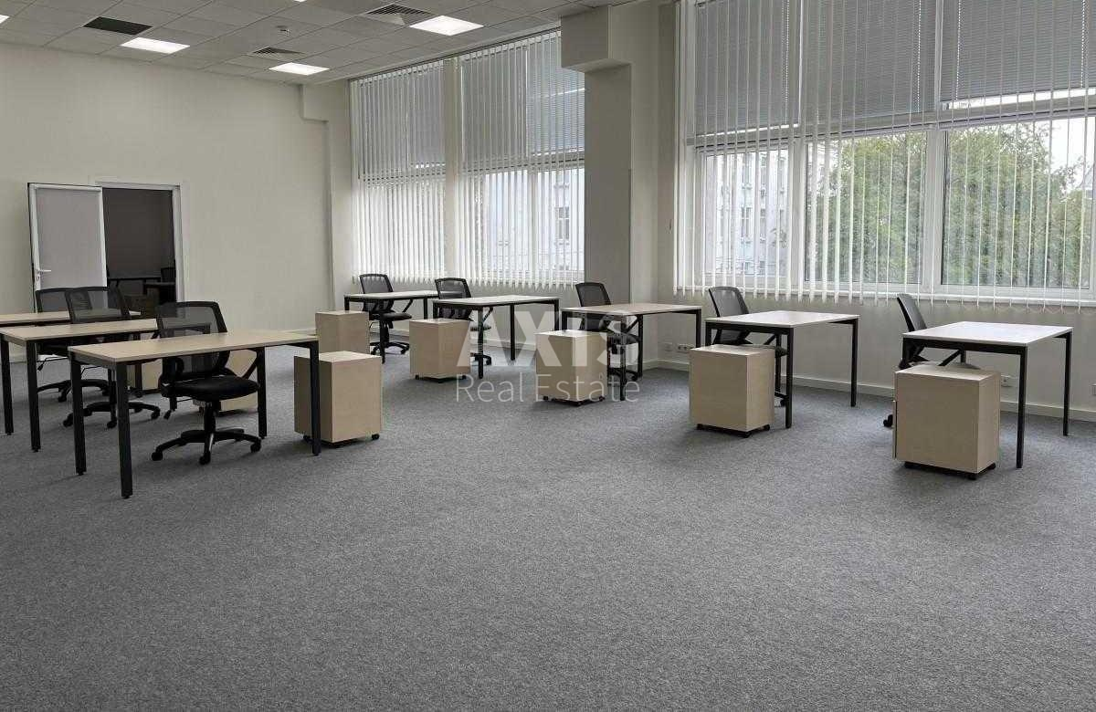 Trade object pr-t Peremogy 11, 100m2