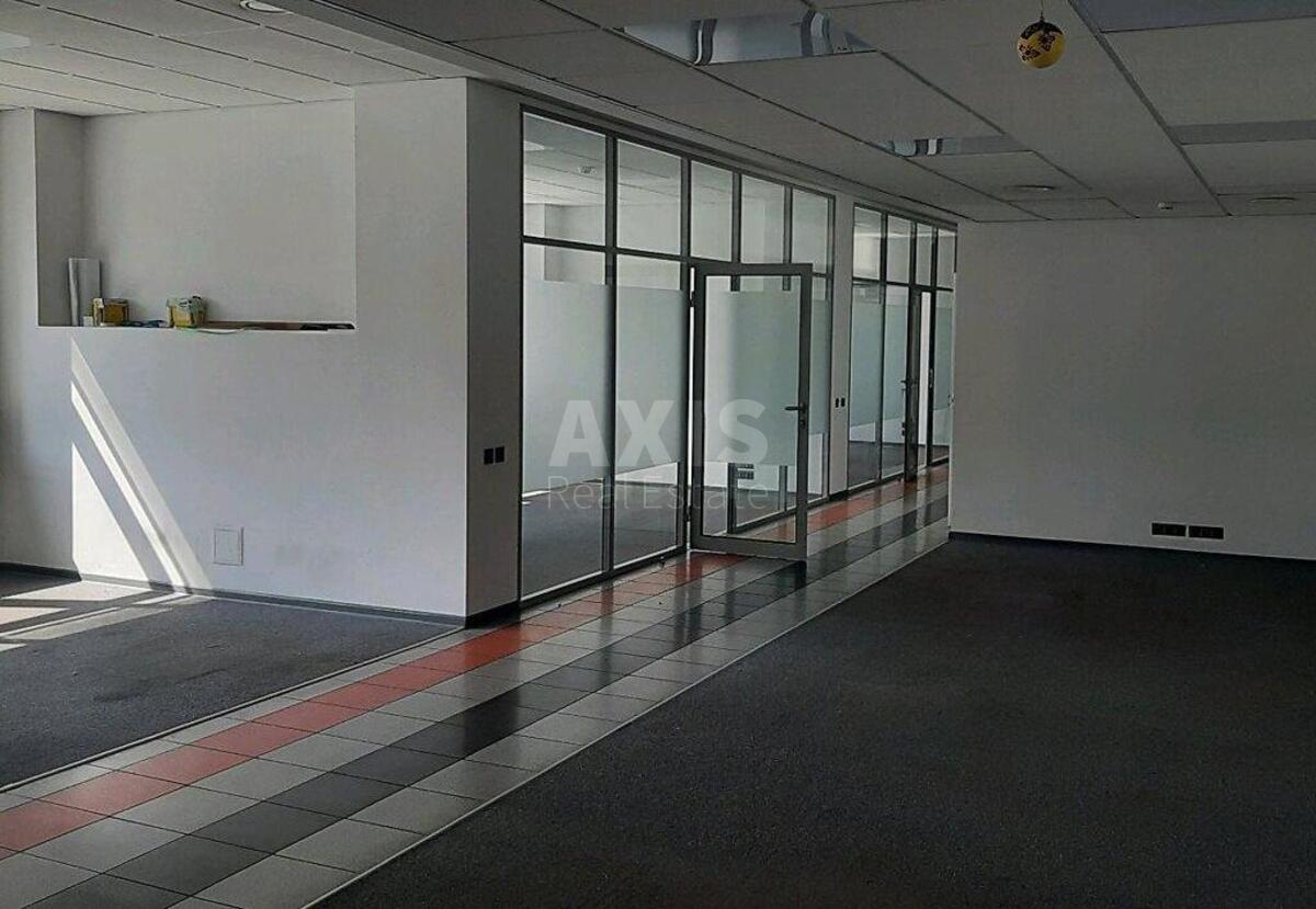 Office pl. Sportyvna 3В, 350m2