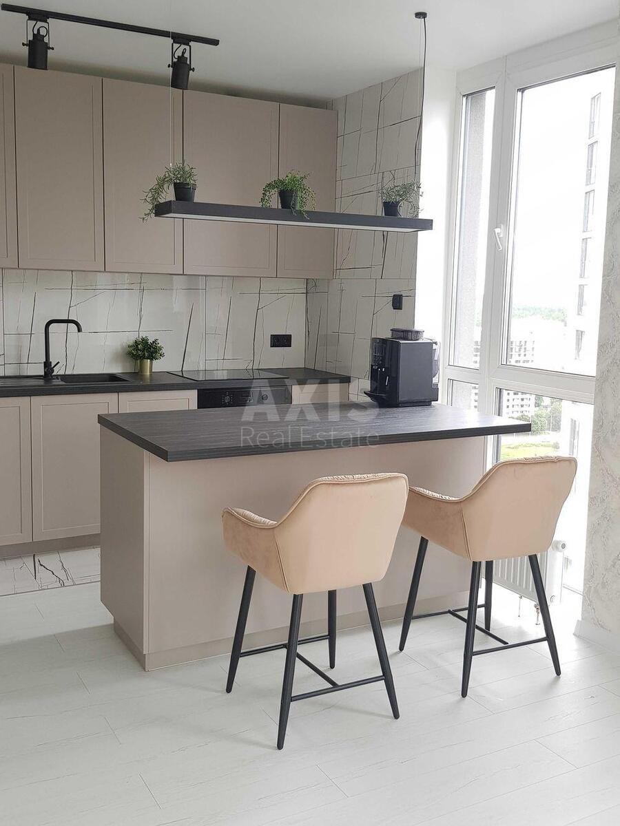 2k apartment vul. Grechka Marshala 40/12640282