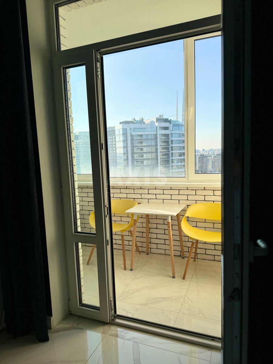 1k apartment vul. Jevgena Konoval'cja 34А6