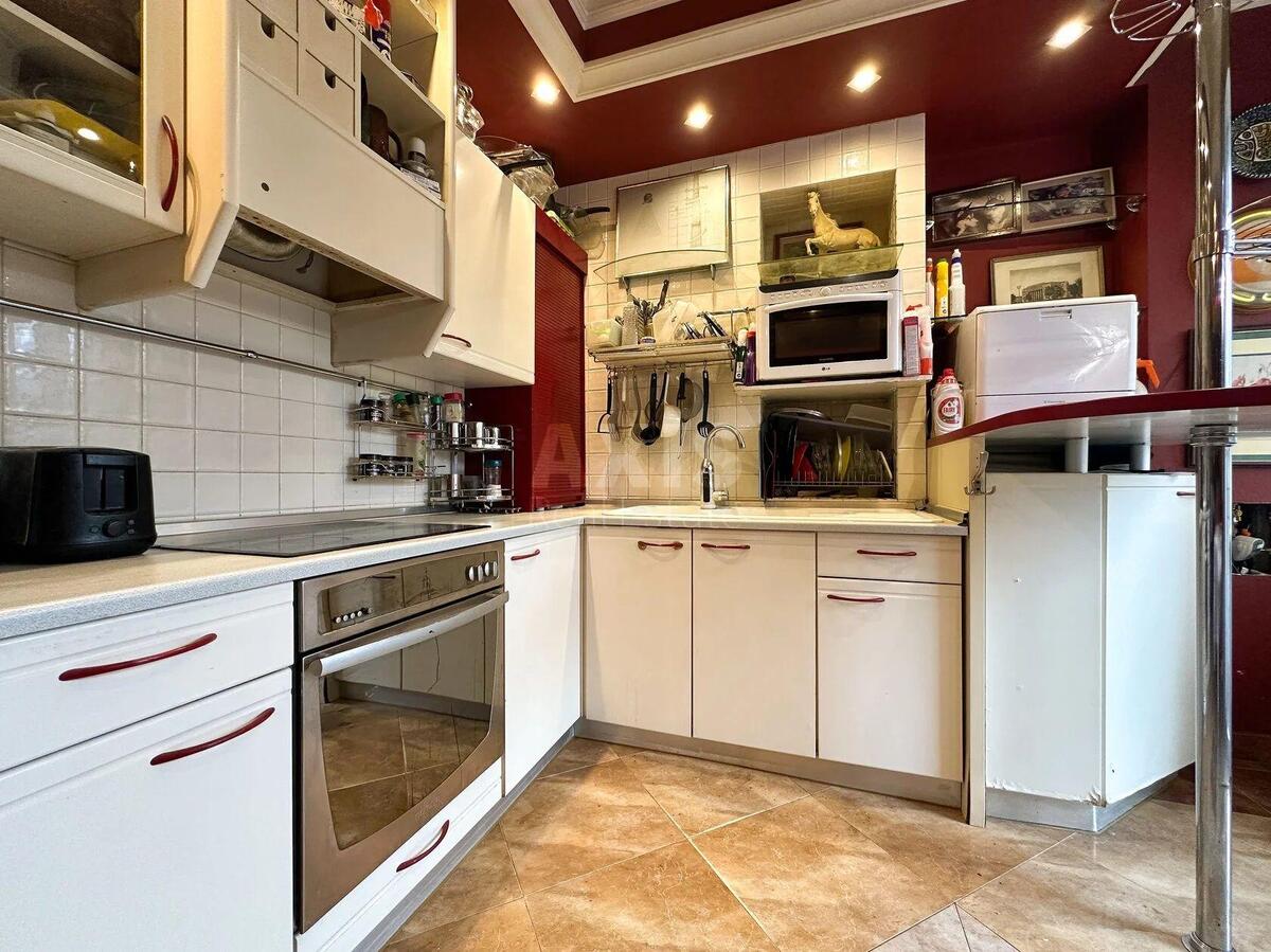 1k apartment vul. Polupanova 100