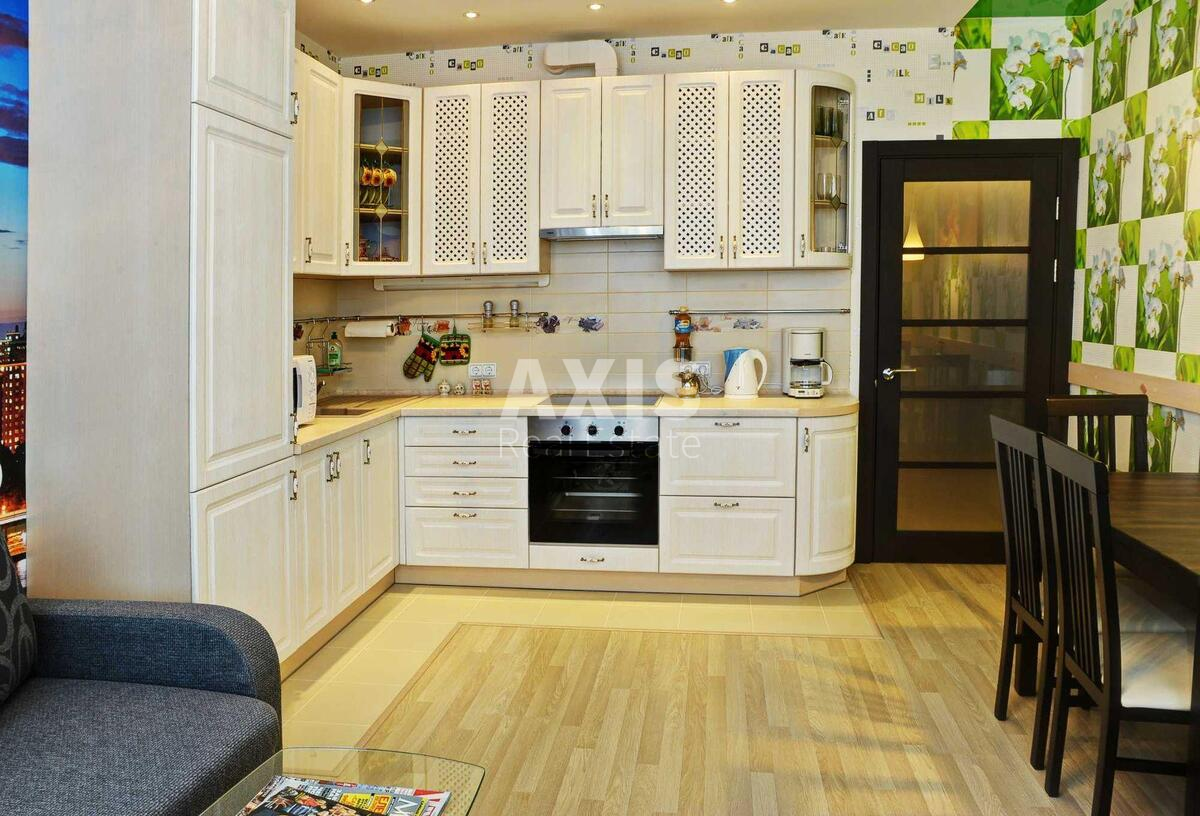 2k apartment vul. Vyshgorods'ka 45/2