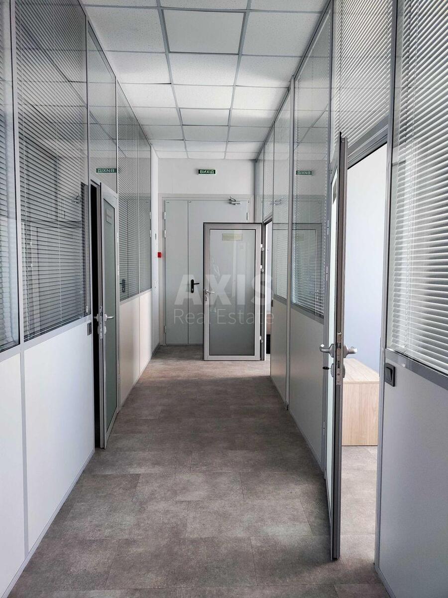 Office vul. Pol'ova 24Д, 493m2571511