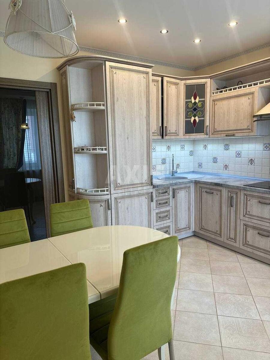 2k apartment vul. Kahovs'ka 60