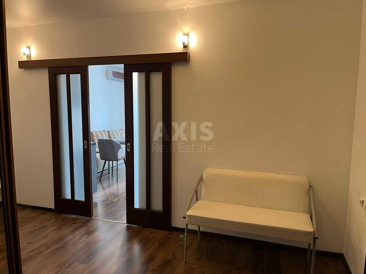 3k apartment vul. Yulia Zdanovska 52А5645115