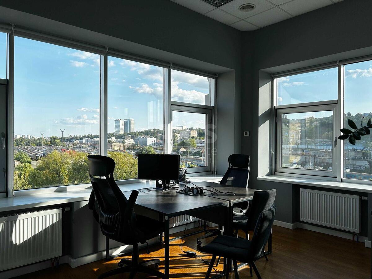 Office vul. Gajdara 58/10, 944m26