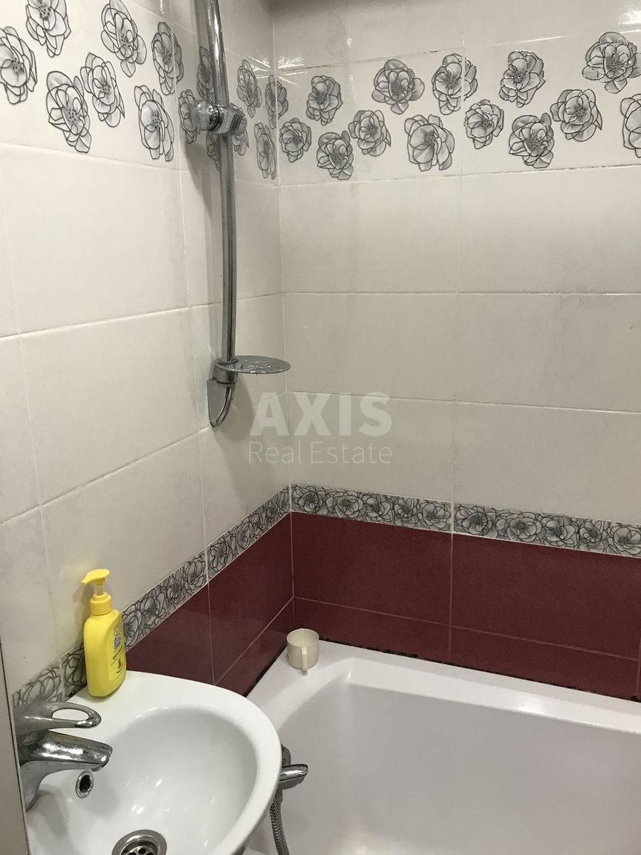 3k apartment vul. Pryvokzal'na 86
